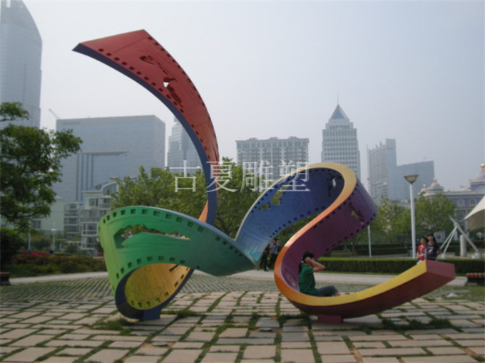 上海胶片油漆不锈钢雕塑